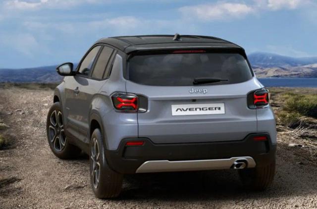 Jeep Avenger E-HYBRID SUMMIT 1.2 110CV AUTO_km0 - foto 2 di 4