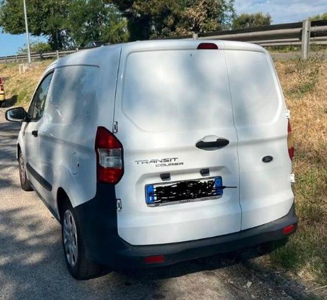 Ford Transit Courier 1.5 TDCi 75CV Van COIBENDATO - foto 3 di 4