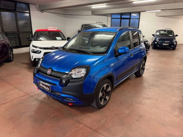 Fiat Panda Panda III 2021 Cross 1.0 firefly hybrid Cross s usato a TORINO