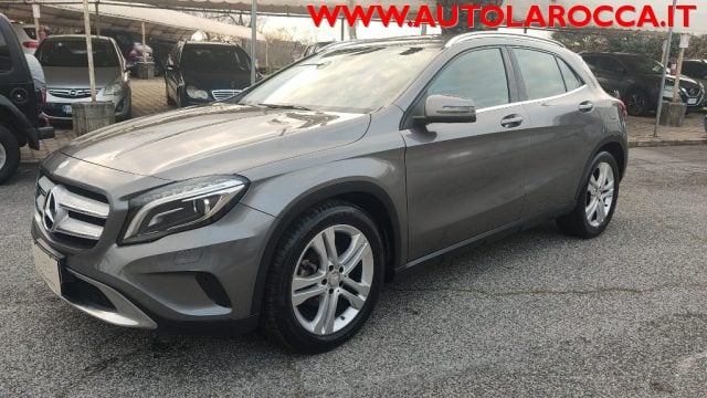 Mercedes-Benz GLA 180 d Sport - foto 4 di 4