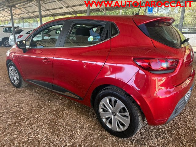 Renault Clio 1.2 75CV 5 porte Intens, del 2017, 90.000 km, in vendita a Roma (RM)