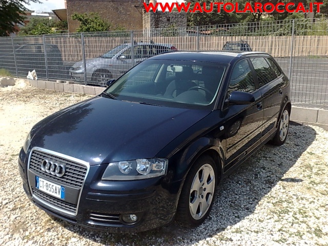 Audi A3 SPB. 2.0 16V TDI Attraction - foto 3 di 4