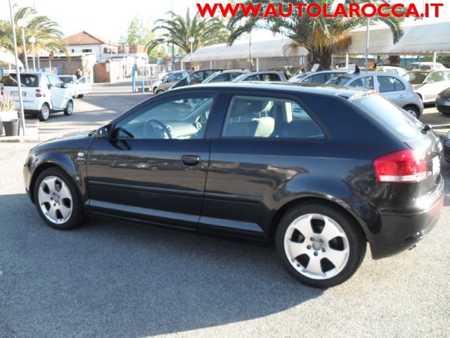 Audi A3 2.0 16V TDI Ambition - foto 3 di 4