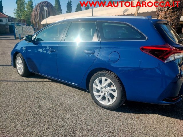 Toyota Auris Touring Sports 1.8 Hybrid Lounge - foto 4 di 4