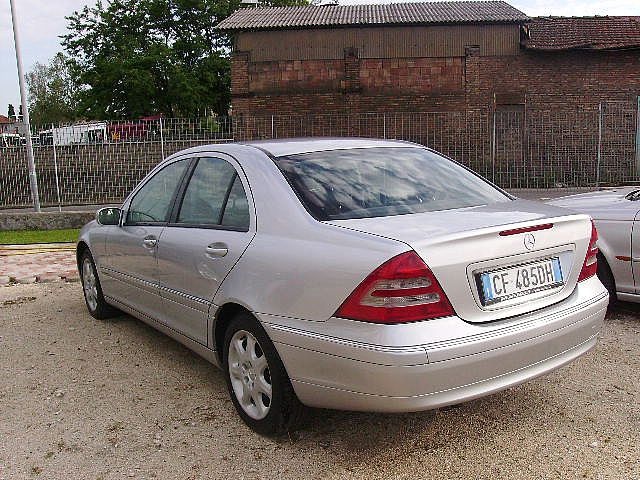 Mercedes-Benz C 220 ELEGANCE - foto 4 di 4