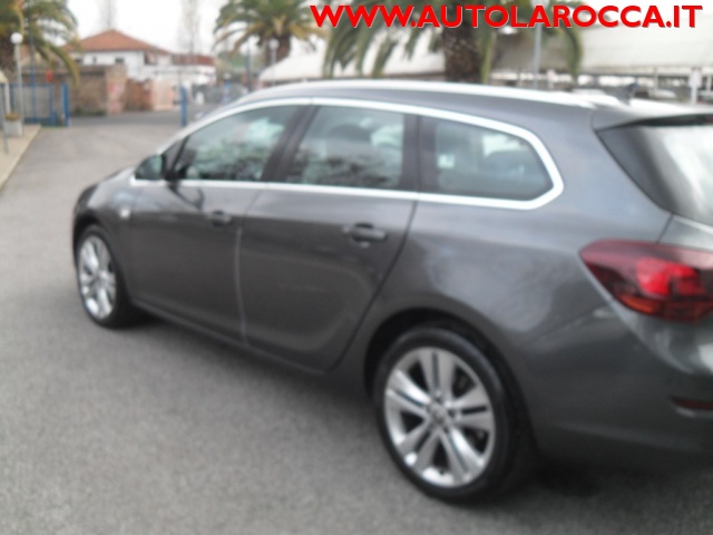 Opel Astra 2.0 CDTI 160CV Sports Tourer aut. Cosmo - foto 4 di 4