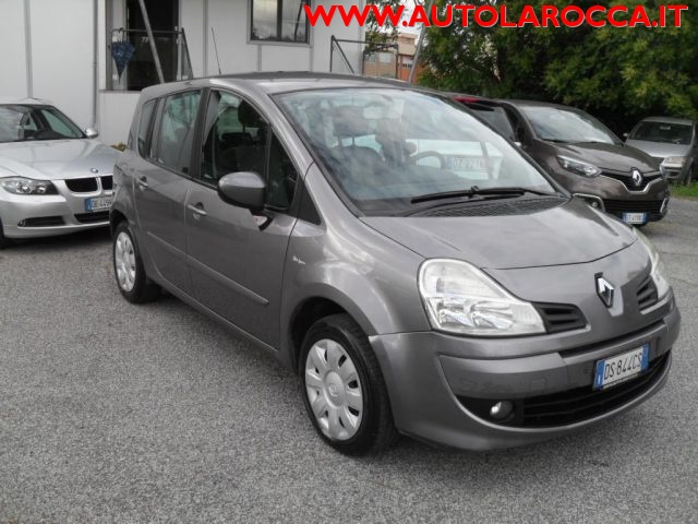 Renault Grand Modus 1.5 dCi 85CV X NEOPATENTATI, del 2008, 131.000 km, in vendita a Roma (RM)