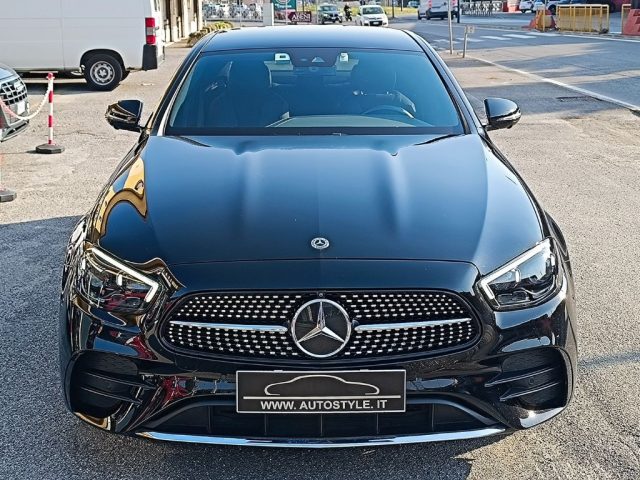Mercedes-Benz E 200 PREMIUM AMG berlina Auto Mild hybrid - foto 3 di 4