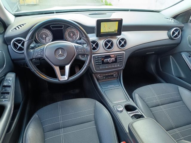 Mercedes-Benz GLA 200 CDI Automatic 4Matic Sport 2.2 4x4 - foto 2 di 4