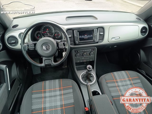 Volkswagen Maggiolino Cabrio 2.0 TDI CLUB BMT 110Cv EURO6 - foto 3 di 4