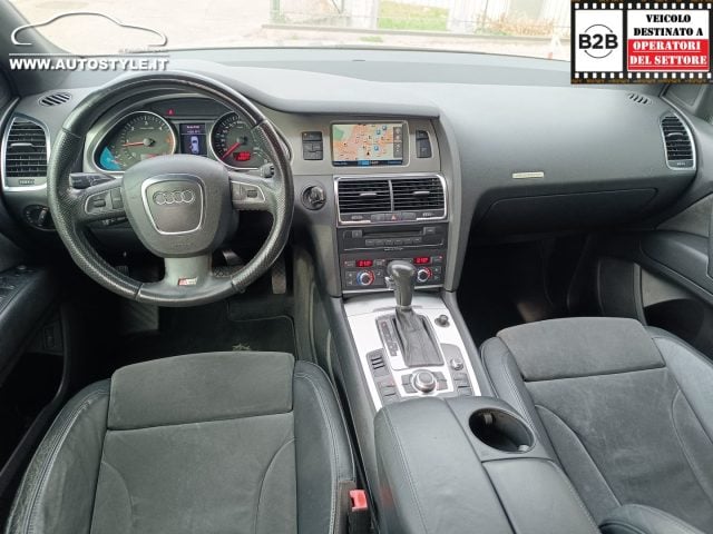 Audi Q7 3.0 V6 TDI 240Cv *7POSTI* quattro Tiptronic S-LINE - foto 2 di 4