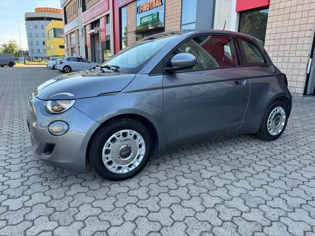 Fiat 500e Berlina 42 kWh Passion - foto 3 di 4