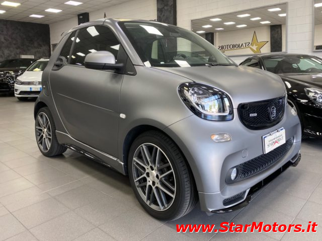 smart forTwo Brabus 0.9 Turbo 109 cv twinamic cabrio Xclusive - foto 3 di 4
