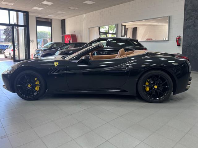 Ferrari California DCT, del 2011, 73.421 km, in vendita a Cernusco Sul Naviglio (MI)