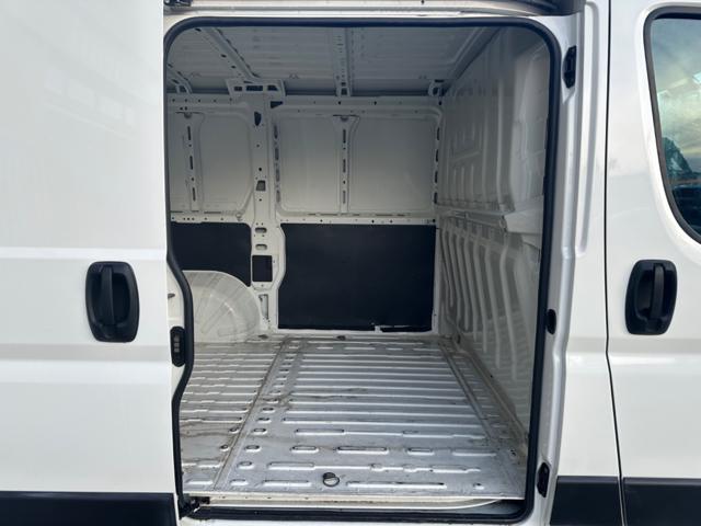 Peugeot Boxer 328 2.2 BlueHDi 120 S&S PC-TN, del 2020, 90.234 km, in vendita a Cernusco Sul Naviglio (MI)