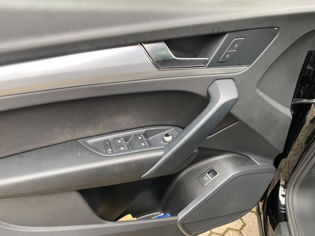 Audi Q5 40 TDI 204 CV quattro S tronic Identity Black, del 2022, 56.800 km, in vendita a Cernusco Sul Naviglio (MI)