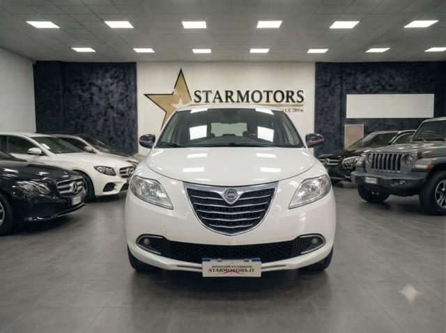 Lancia Ypsilon 1.2 69 CV 5 porte Elefantino Rosa *Km Certificati* - foto 2 di 4