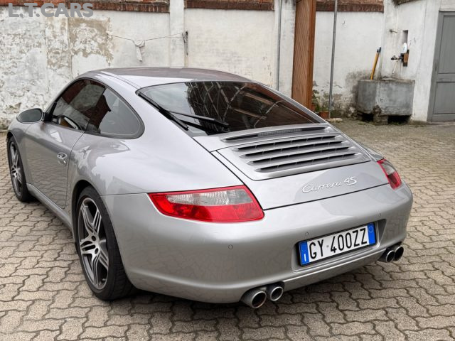 Porsche 911 Carrera 4S Coup� - foto 4 di 4