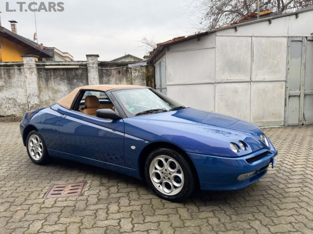 Alfa Romeo Spider 2.0i 16V Twin Spark cat L - foto 3 di 4