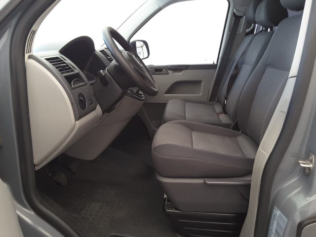 Volkswagen Caravelle 2.0 TDI 102cv PL Comfortline *9 POSTI* - foto 4 di 4