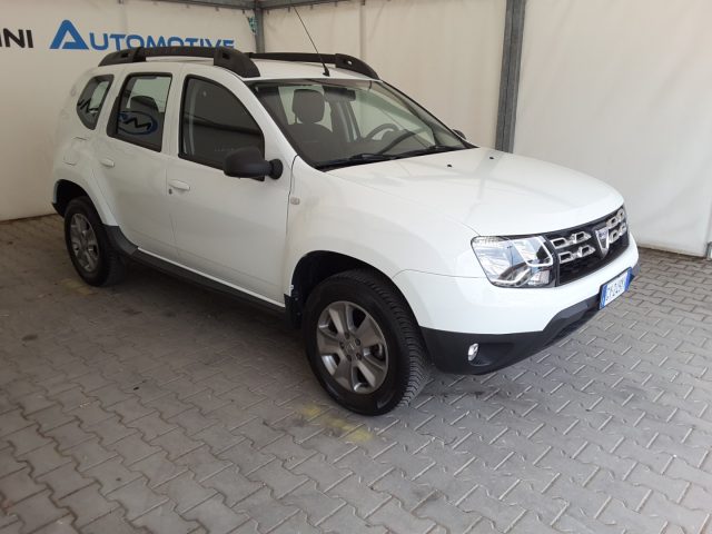 Dacia Duster 1.6 105cv Lauréate - foto 2 di 4