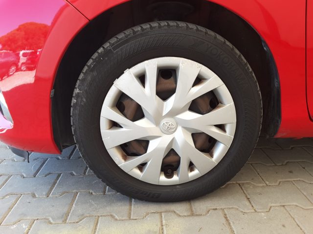 Toyota Yaris 1.5 Hybrid 5 porte Business - foto 4 di 4