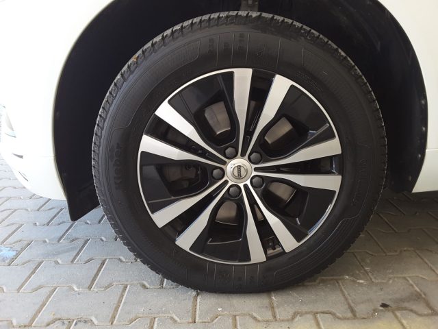 Volvo XC60 B4 (d) AWD Geartronic Momentum *GANCIO TRAINO* usato a FIRENZE