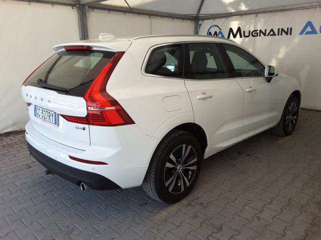 Volvo XC60 B4 (d) AWD Geartronic Momentum *GANCIO TRAINO*, del 2021, 133.100 km, in vendita a Firenze (FI)