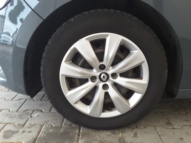 Renault Clio TCe 100cv BIFUEL GPL 5 porte Life - foto 4 di 4