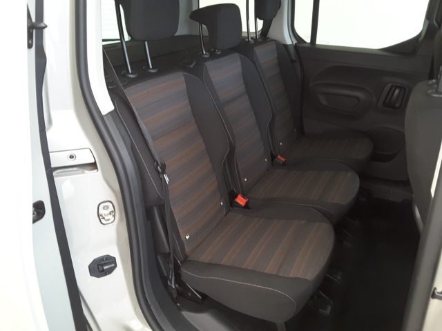 Opel Combo Life 1.5D 130cv AT8 Innovation, del 2019, 112.000 km, in vendita a Firenze (FI)