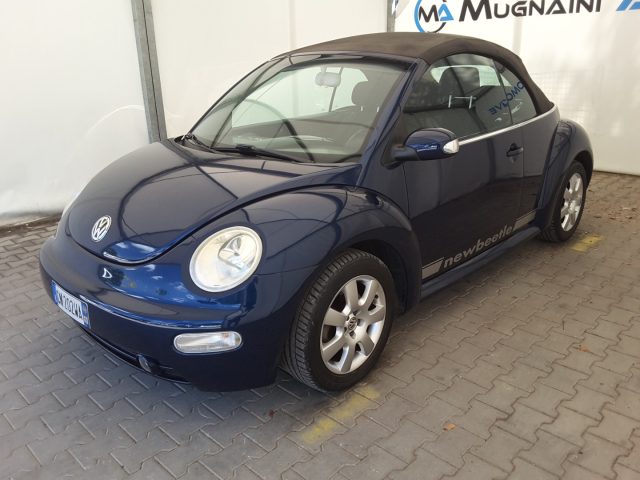 Volkswagen New Beetle 1.4 16v Cabrio - foto 3 di 4