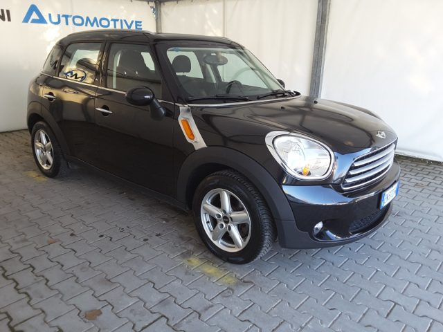 MINI Countryman 2.0 Cooper D 112cv Automatica - foto 2 di 4