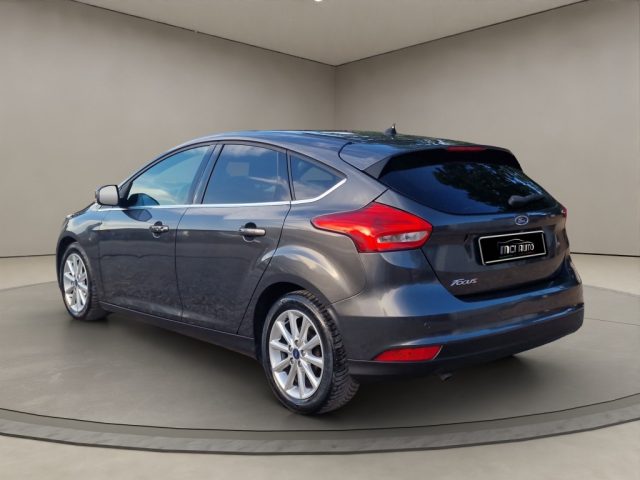 Ford Focus 1.5 TDCi 95CV Start&Stop Titanium - foto 3 di 4