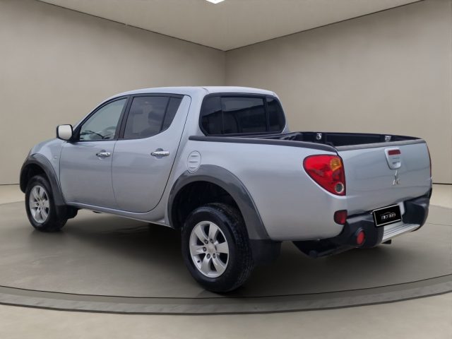 Mitsubishi L200 2.5 DI-D/136CV Double Cab Intense - foto 3 di 4