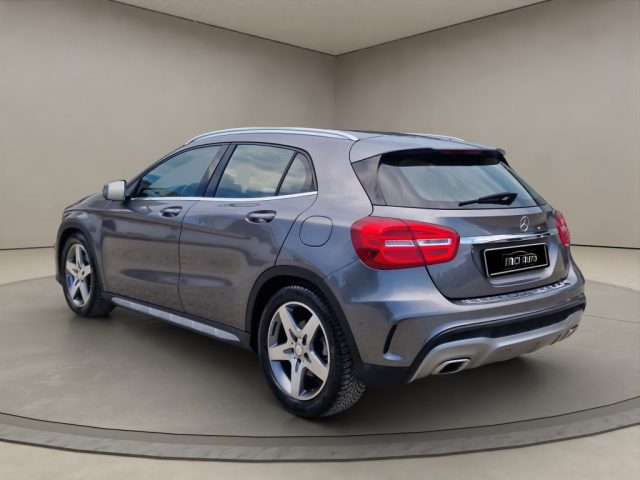 Mercedes-Benz GLA 220 d Automatic Sport - foto 3 di 4
