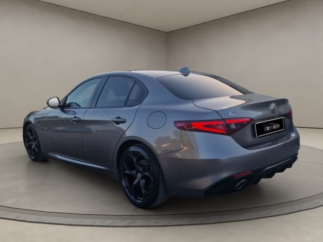Alfa Romeo Giulia 2.2 Turbodiesel 210 CV AT8 AWD Q4 Veloce - foto 3 di 23