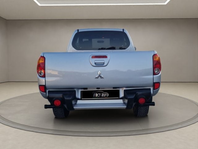 Mitsubishi L200 2.5 DI-D/136CV Club Cab Invite DPF - foto 4 di 23