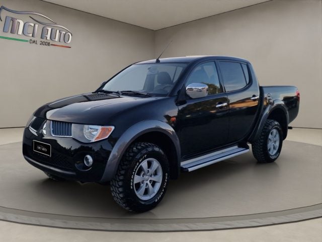 Mitsubishi L200 2.5 DI-D/136CV Double Cab Invite, del 2007, 247.000 km, in vendita a Tertenia (NU)