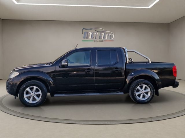 Nissan Navara 2.5 dCi 190CV 4 porte Double Cab Sport - foto 2 di 4