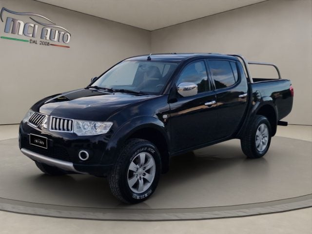 Mitsubishi L200 2.5 DI-D/136CV DC Invite DPF, del 2012, 220.000 km, in vendita a Tertenia (NU)