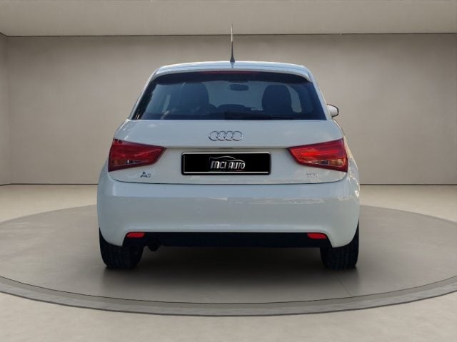 Audi A1 SPB 1.6 TDI Attraction - foto 4 di 4