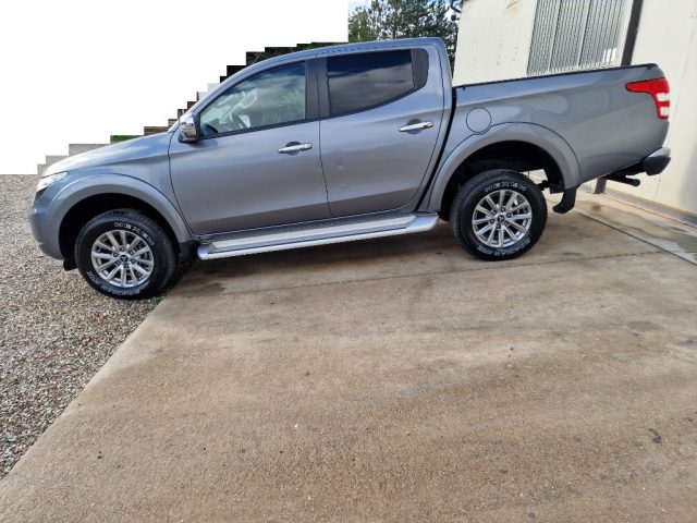 Mitsubishi L200 2.4 DI-D/181CV Double Cab Intense Hp Mivec SDA - foto 2 di 4