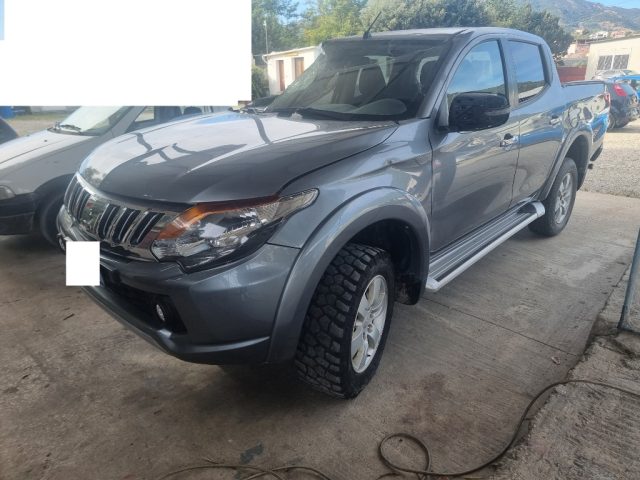 Mitsubishi L200 2.4 DI-D/181CV Double Cab Intense Hp Mivec SDA, del 2017, 33.000 km, in vendita a Tertenia (NU)