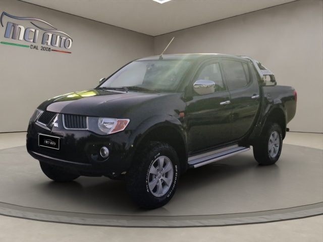 Mitsubishi L200 2.5 DI-D/136CV Double Cab Invite, del 2007, 250.000 km, in vendita a Tertenia (NU)