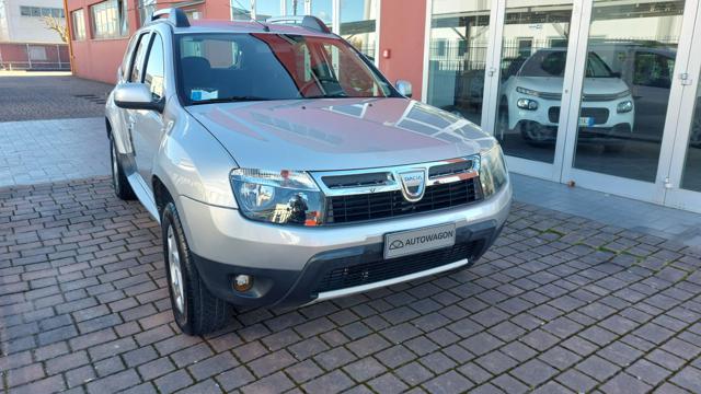Dacia Duster 1.6 110CV 4x4 Lauréate Unico Prop. Imp. Metano - foto 3 di 4