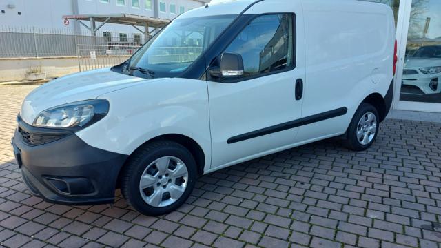 Fiat Doblo 1.3 MJT Cargo Lounge Az. Italia 90.000 Km - foto 2 di 4