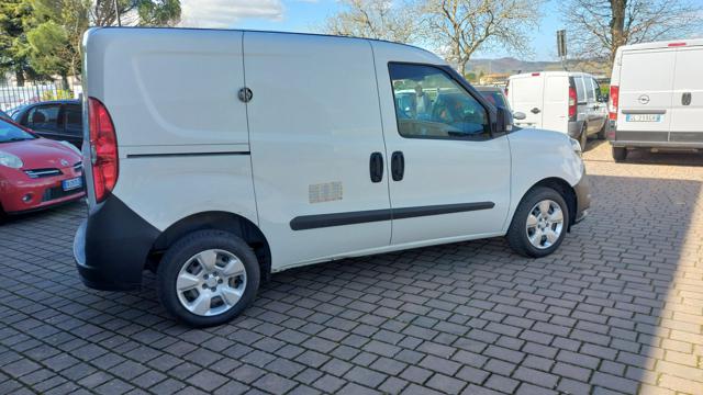 Fiat Doblo 1.3 MJT Cargo Lounge Az. Italia 90.000 Km - foto 4 di 4