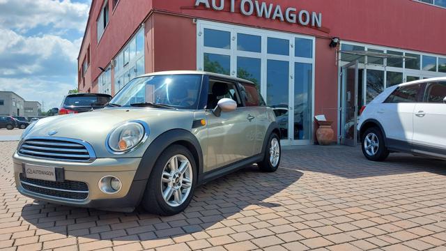 MINI Cooper D 1.6 16V Cooper D OK Neopatentati, del 2007, 208.000 km, in vendita a Civitella In Val Di Chiana (AR)