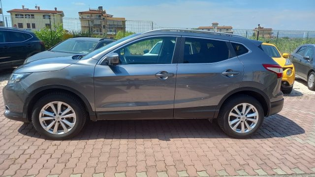 Nissan Qashqai 1.6 dCi 2WD N-Connecta Cambio Autom. - foto 4 di 4