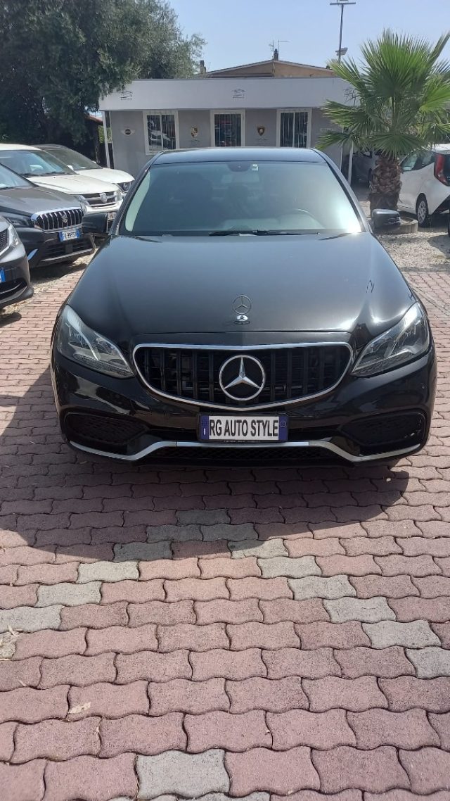 Mercedes-Benz E 200 BlueTEC Automatic - foto 2 di 4